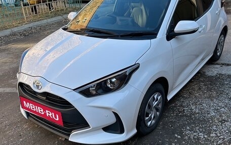 Toyota Yaris, 2020 год, 1 150 000 рублей, 2 фотография