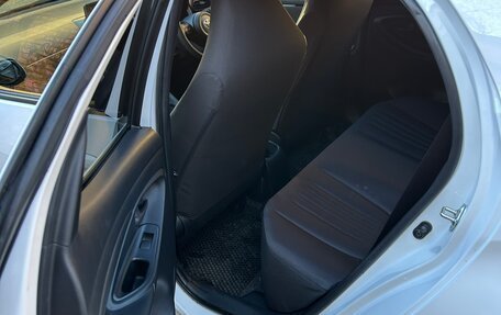 Toyota Yaris, 2020 год, 1 150 000 рублей, 9 фотография