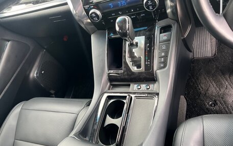 Toyota Alphard III, 2019 год, 5 150 000 рублей, 14 фотография