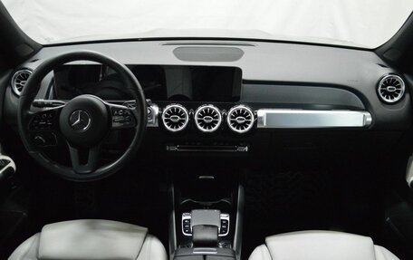 Mercedes-Benz GLB, 2020 год, 3 100 000 рублей, 14 фотография