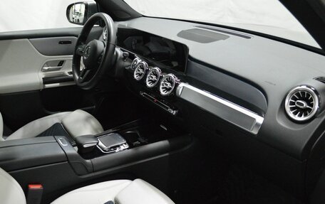 Mercedes-Benz GLB, 2020 год, 3 100 000 рублей, 12 фотография
