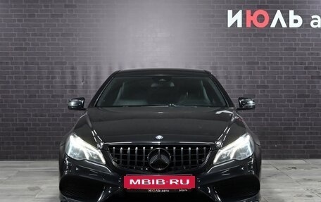 Mercedes-Benz E-Класс, 2014 год, 2 180 000 рублей, 2 фотография