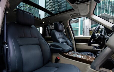 Land Rover Range Rover IV рестайлинг, 2018 год, 9 900 000 рублей, 14 фотография