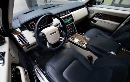 Land Rover Range Rover IV рестайлинг, 2018 год, 9 900 000 рублей, 15 фотография