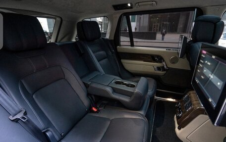 Land Rover Range Rover IV рестайлинг, 2018 год, 9 900 000 рублей, 19 фотография