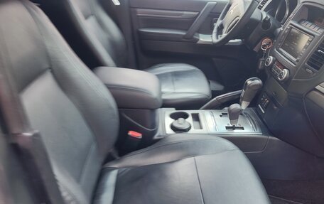 Mitsubishi Pajero IV, 2012 год, 2 500 000 рублей, 11 фотография