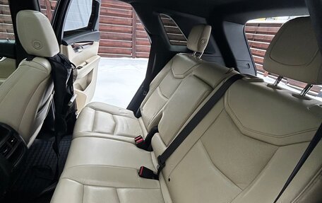 Cadillac XT5 I рестайлинг, 2016 год, 2 500 000 рублей, 9 фотография