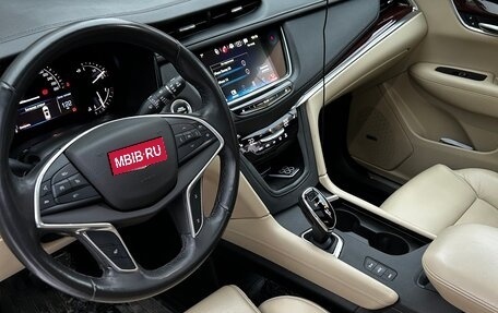 Cadillac XT5 I рестайлинг, 2016 год, 2 500 000 рублей, 11 фотография