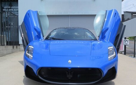 Maserati MC20, 2022 год, 18 000 000 рублей, 2 фотография
