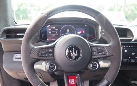 Maserati MC20, 2022 год, 18 000 000 рублей, 6 фотография