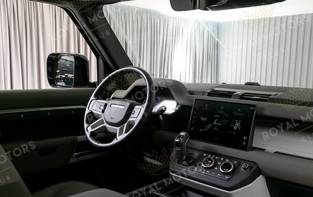 Land Rover Defender II, 2023 год, 9 100 000 рублей, 8 фотография