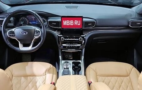 Ford Explorer VI, 2022 год, 7 470 000 рублей, 3 фотография