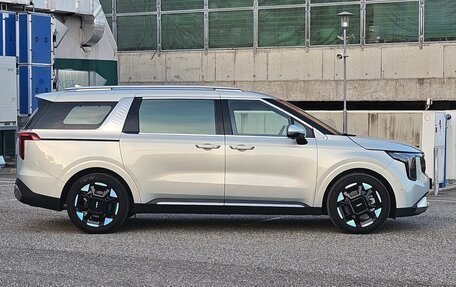 KIA Carnival, 2024 год, 6 590 000 рублей, 3 фотография