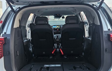 KIA Carnival, 2024 год, 6 590 000 рублей, 24 фотография