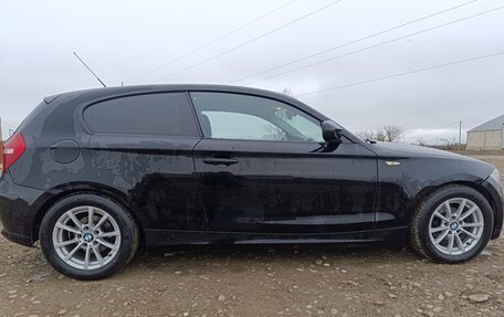 BMW 1 серия, 2011 год, 750 000 рублей, 4 фотография