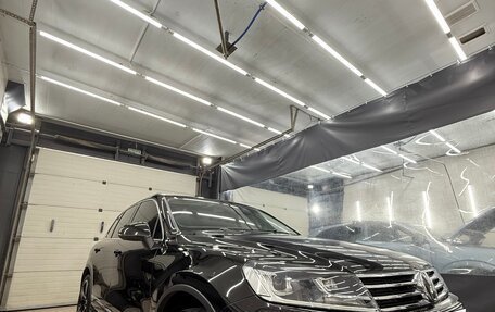 Volkswagen Touareg III, 2015 год, 3 270 000 рублей, 8 фотография