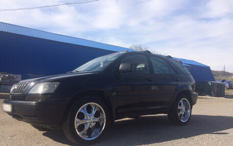 Lexus RX IV рестайлинг, 1998 год, 450 000 рублей, 9 фотография