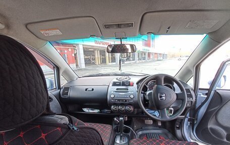 Honda Fit III, 2001 год, 390 000 рублей, 14 фотография