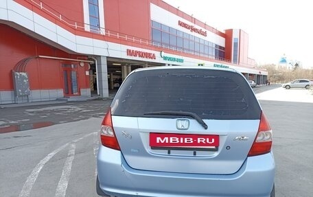 Honda Fit III, 2001 год, 390 000 рублей, 10 фотография