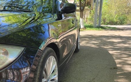BMW 1 серия, 2011 год, 830 000 рублей, 6 фотография