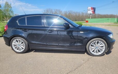 BMW 1 серия, 2011 год, 830 000 рублей, 18 фотография