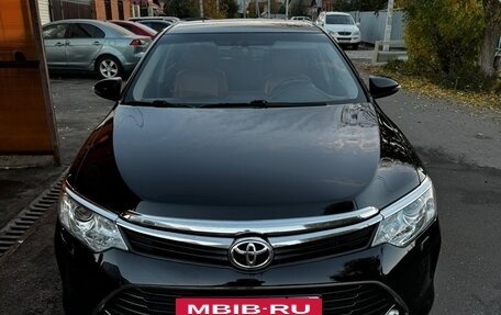 Toyota Camry, 2016 год, 2 350 000 рублей, 3 фотография