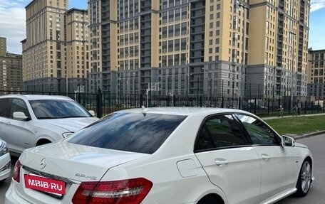 Mercedes-Benz E-Класс, 2011 год, 1 300 000 рублей, 8 фотография