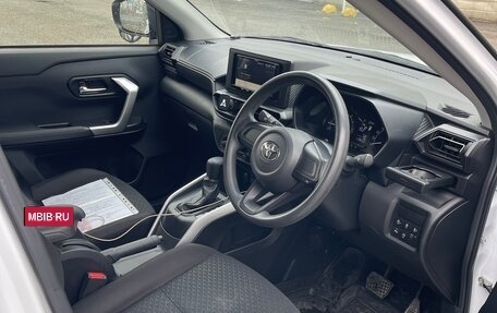 Toyota Raize I, 2021 год, 1 590 000 рублей, 5 фотография