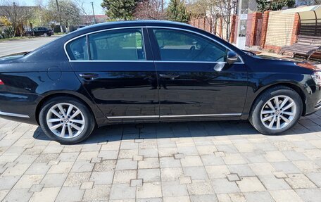 Volkswagen Passat B7, 2011 год, 1 035 000 рублей, 4 фотография