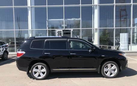 Toyota Highlander III, 2013 год, 2 610 000 рублей, 8 фотография