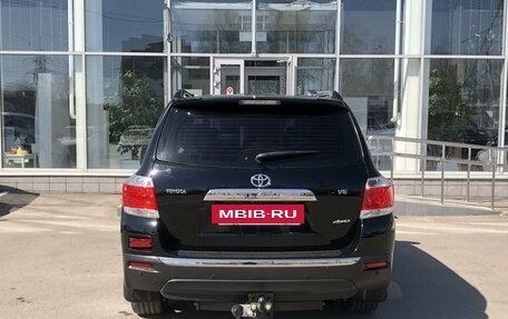 Toyota Highlander III, 2013 год, 2 610 000 рублей, 6 фотография