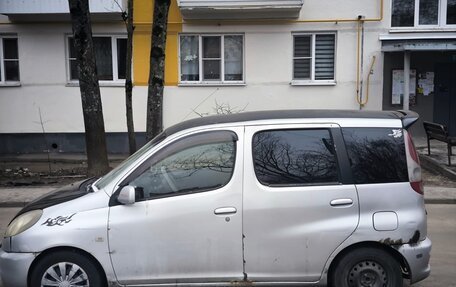 Toyota FunCargo, 2001 год, 400 000 рублей, 3 фотография