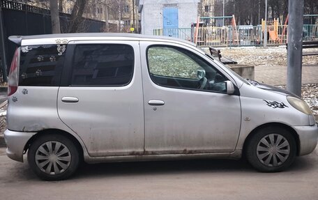 Toyota FunCargo, 2001 год, 400 000 рублей, 7 фотография