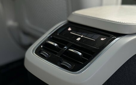 Volvo XC90 II рестайлинг, 2019 год, 3 800 000 рублей, 10 фотография