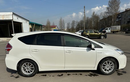 Toyota Prius Alpha I (ZVW40/41), 2015 год, 1 200 000 рублей, 6 фотография