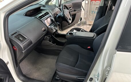 Toyota Prius Alpha I (ZVW40/41), 2015 год, 1 200 000 рублей, 15 фотография