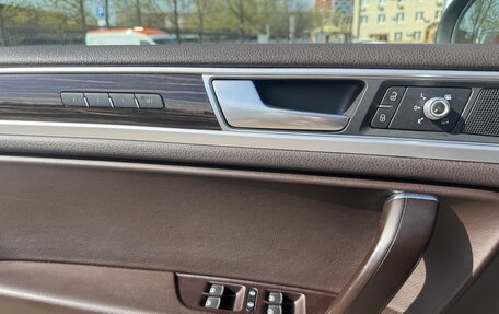 Volkswagen Touareg III, 2016 год, 14 фотография