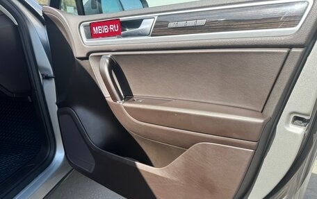 Volkswagen Touareg III, 2016 год, 11 фотография