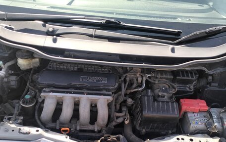 Honda Fit III, 2008 год, 750 000 рублей, 2 фотография