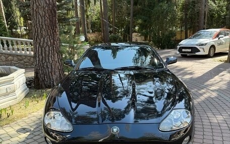 Jaguar XKR II, 2002 год, 2 300 000 рублей, 10 фотография