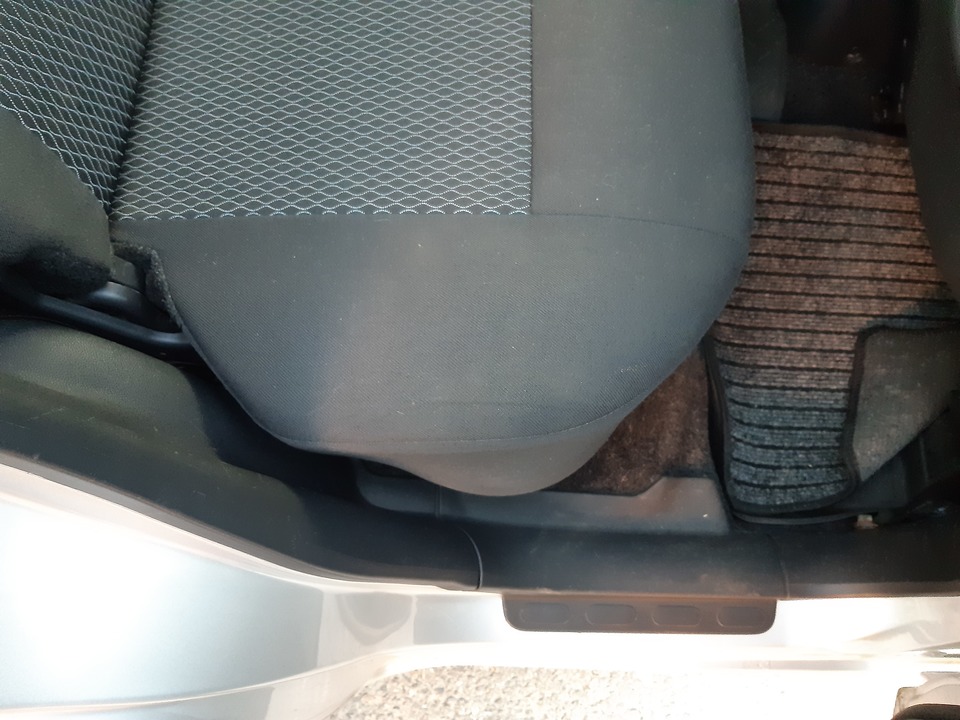 Suzuki Splash I рестайлинг, 2013 год, 830 000 рублей, 17 фотография