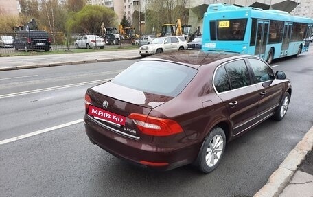 Skoda Superb III рестайлинг, 2014 год, 1 399 000 рублей, 6 фотография