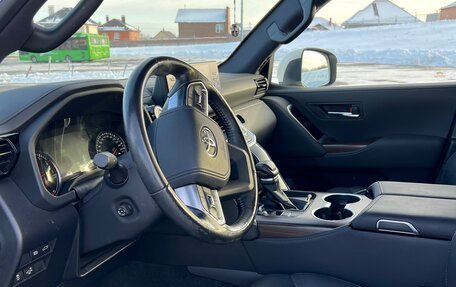 Toyota Land Cruiser, 2022 год, 10 500 000 рублей, 6 фотография