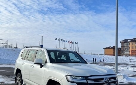 Toyota Land Cruiser, 2022 год, 10 500 000 рублей, 2 фотография
