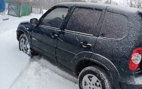 Chevrolet Niva I рестайлинг, 2011 год, 450 000 рублей, 3 фотография