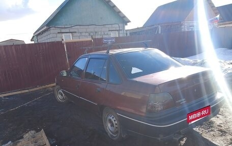 Daewoo Nexia I рестайлинг, 2001 год, 100 000 рублей, 2 фотография