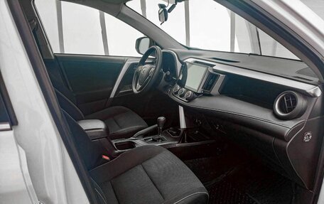 Toyota RAV4, 2015 год, 2 050 000 рублей, 13 фотография
