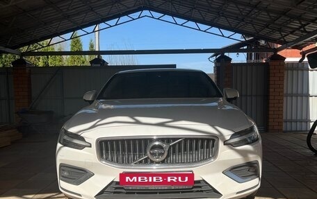Volvo S60 III, 2020 год, 4 500 000 рублей, 2 фотография