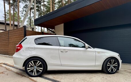 BMW 1 серия, 2011 год, 1 090 000 рублей, 5 фотография