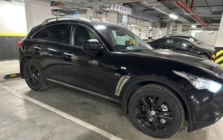 Infiniti QX70, 2014 год, 2 480 000 рублей, 4 фотография